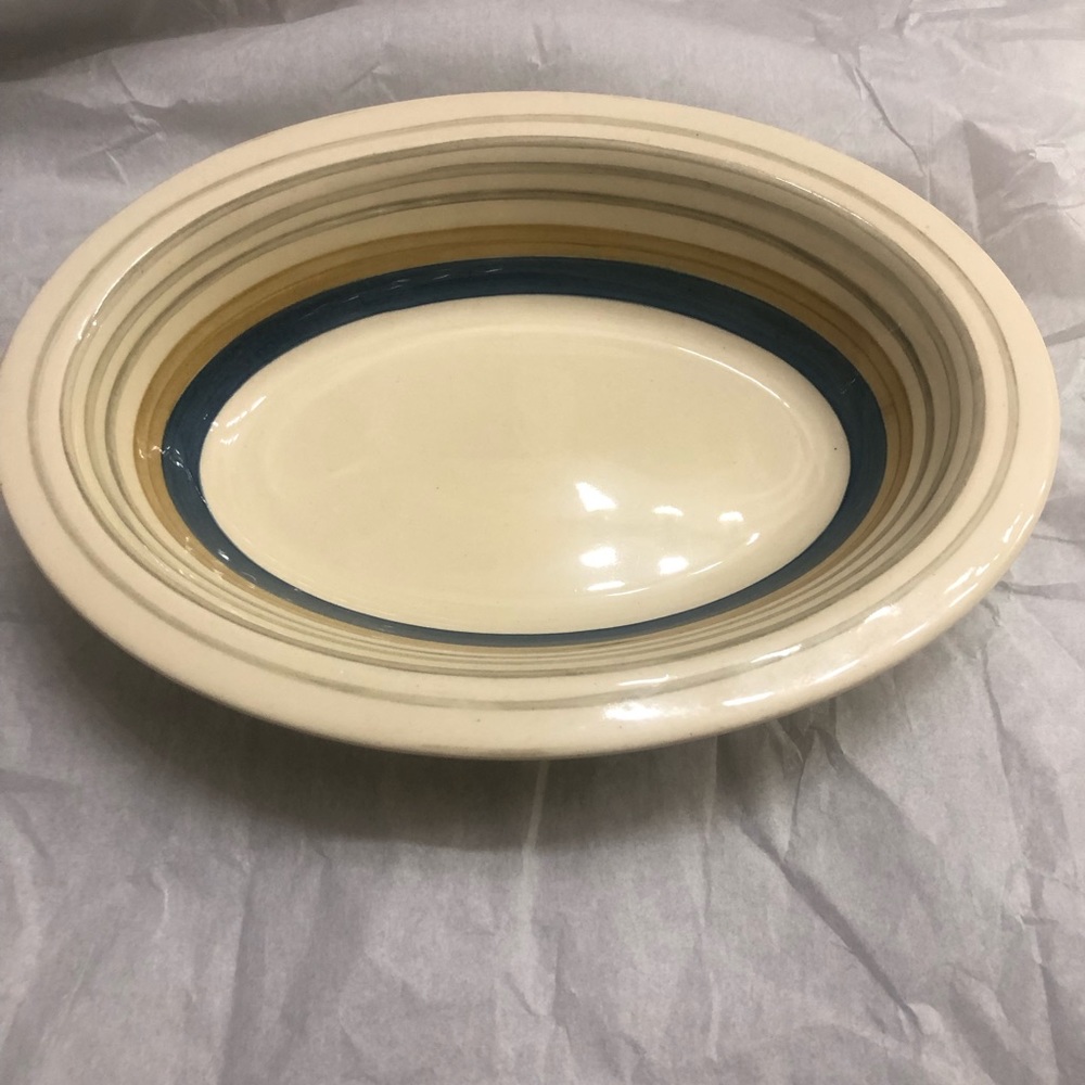 Susie Cooper ceramic glazed oval bowl 10x7
and 7 inch dessert/fruit bowl.
